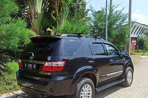 2009 Toyota Fortuner G 2.5L Diesel AT VNTURBO bekas