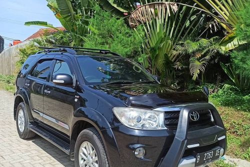 2009 Toyota Fortuner G 2.5L Diesel AT VNTURBO bekas