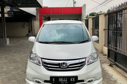 2013 Honda Freed  PSD bekas