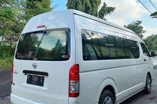 2021 Toyota Hiace Commuter Manual