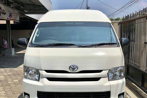 2019 Toyota Hiace COMMUTER DSL 2.5 bekas