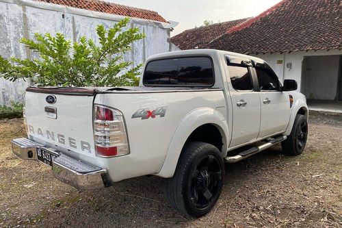 Dijual 2010 Ford Ranger DC 2.2 XLT 4X4 MT bekas