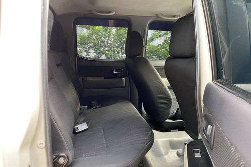 2010 Ford Ranger DC 2.2 XLT 4X4 MT bekas