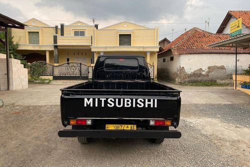 2021 Mitsubishi L300 Pickup Standard