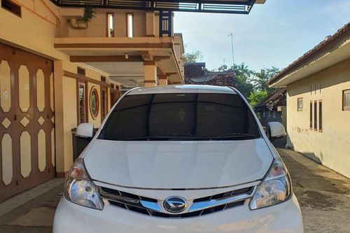2012 Daihatsu Xenia 1.3 M MT