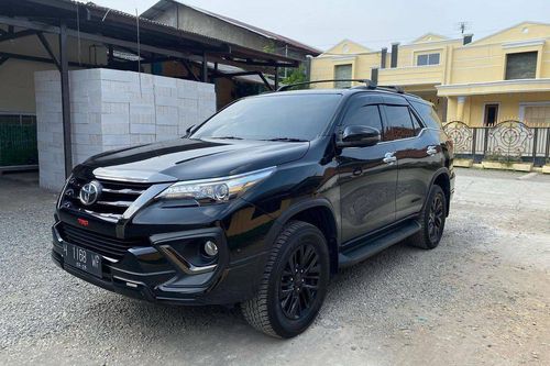 2020 Toyota Fortuner 4X2 G AT DIESEL TRD SPORTIVO tua