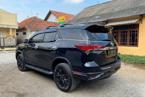 2020 Toyota Fortuner 4X2 G AT DIESEL TRD SPORTIVO bekas