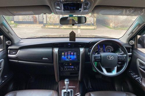 Beli mobil bekas