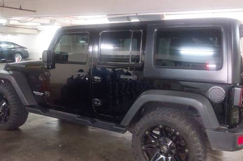 2011 Jeep Wrangler Rubicon 4-Door Unlimited