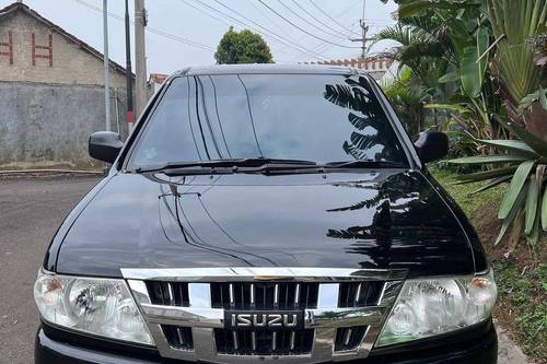 2014 Isuzu Panther LV Turbo bekas