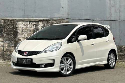 2012 Honda Jazz  1.5L RS AT