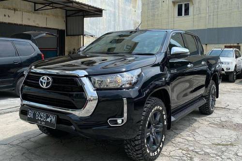 Used 2020 Toyota Hilux Double Cabin V 2.5L MT