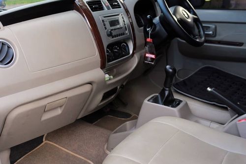 Used 2014 Suzuki APV SGX Luxury