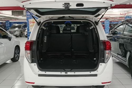 Dijual 2018 Toyota Innova REBORN BENSIN V 2.0 MT bekas
