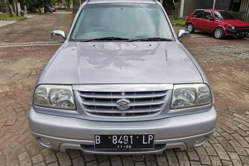 2001 Suzuki Grand Escudo ABS 2.0 MT bekas