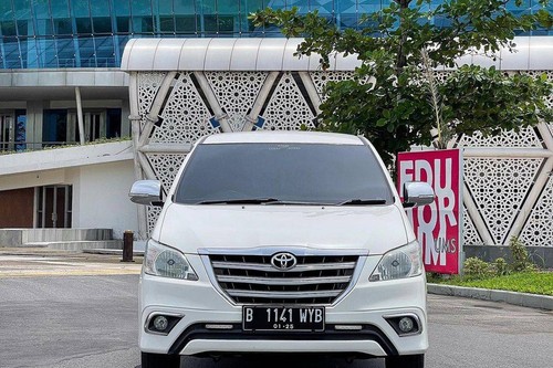 2013 Toyota Kijang Innova 2.5 G MT DIESEL bekas