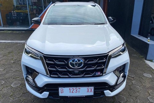 Used 2022 Toyota Fortuner 2.8 VRZ 4x2 AT