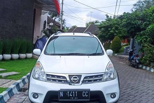 Second Hand 2012 Nissan Livina  Xgear