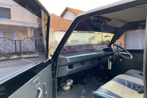 Used 2019 Mitsubishi L300 Pickup Standard
