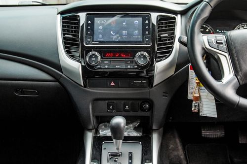 Dijual 2021 Mitsubishi Pajero Sport Exceed AT 4x2 bekas