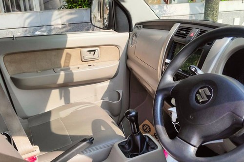 Dijual 2014 Suzuki APV Arena GL 1.5 MT bekas