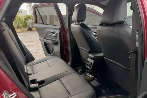 2023 Toyota Yaris Cross 1.5 S CVT With GR Parts Aero Package bekas
