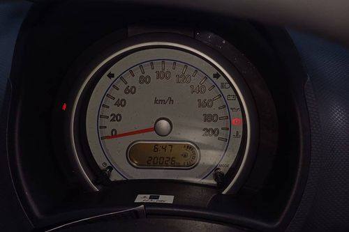 Second hand 2010 Suzuki Splash GL 1.2L MT 