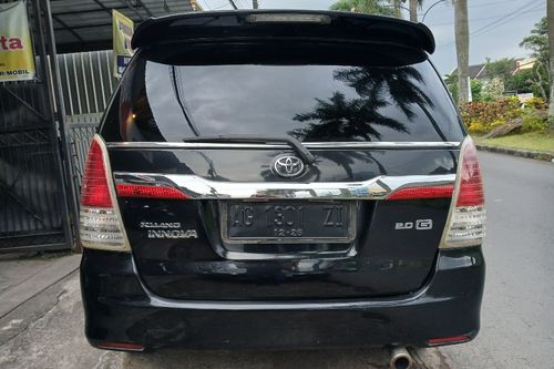 2010 Toyota Kijang Innova 2.0 E MT tua