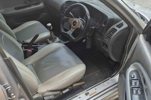 Dijual 2001 Mitsubishi Lancer GLXi 1.8L MT bekas