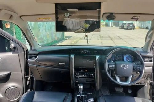 Beli mobil bekas