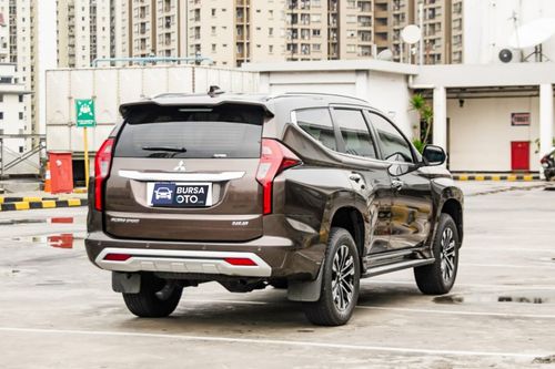 2021 Mitsubishi Pajero Sport Dakar AT 4x2 tua