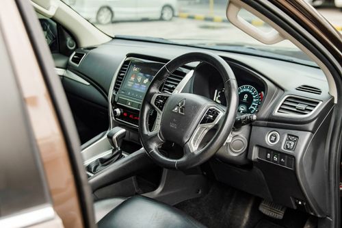 Dijual 2021 Mitsubishi Pajero Sport Dakar AT 4x2 bekas