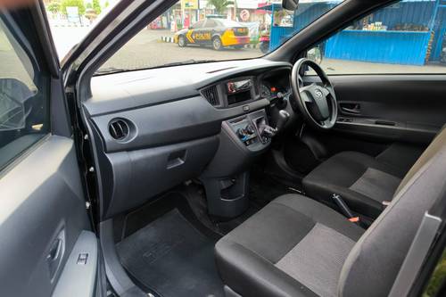 Beli mobil bekas