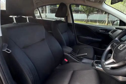 Beli mobil bekas
