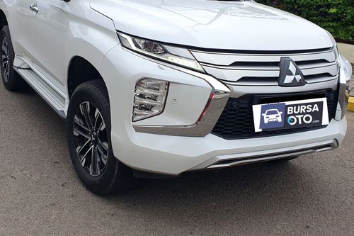 2023 Mitsubishi Pajero Sport Dakar AT 4x2 tua