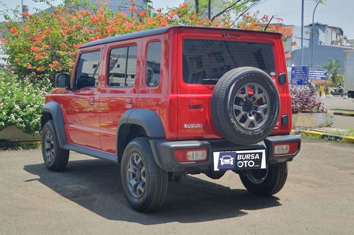 Dijual 2024 Suzuki Jimny Two Tone AT bekas
