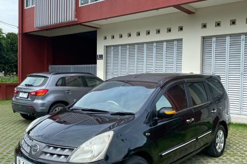 2010 Nissan Grand Livina 1.5 SV MT tua