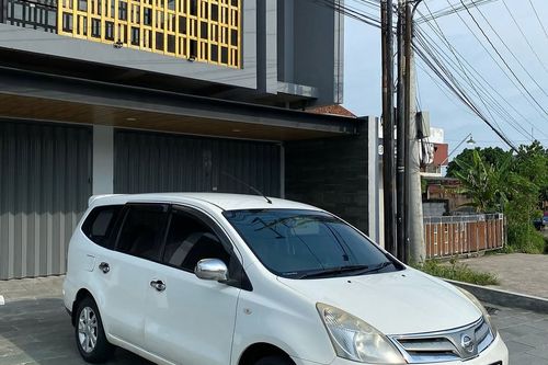 2012 Nissan Grand Livina 1.5 SV MT tua