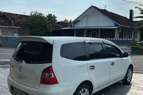 Dijual 2012 Nissan Grand Livina 1.5 SV MT bekas