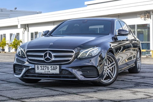 2018 Mercedes Benz E-Class 300 AMG Line bekas