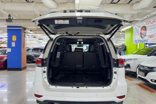 Dijual 2016 Toyota Fortuner 2.4 VRZ AT bekas