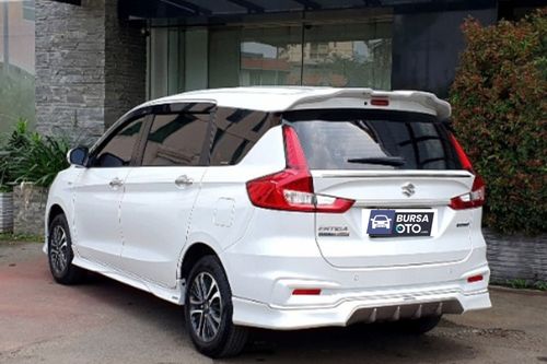 Old 2023 Suzuki Ertiga Smart Hybrid SS AT