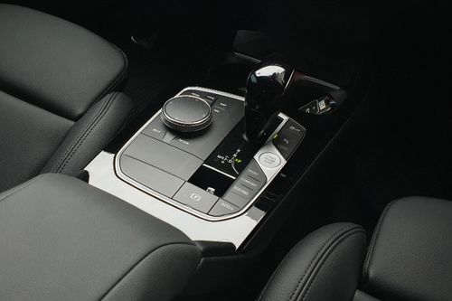 2023 BMW 2 Series Gran Coupe 218i bekas