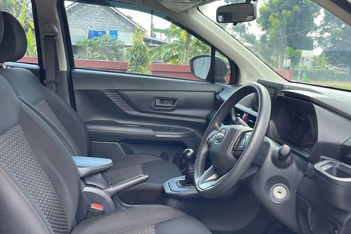 Dijual 2022 Daihatsu Xenia 1.3 M MT bekas