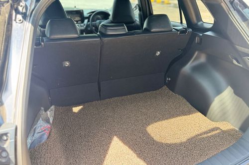 Dijual 2021 Toyota Corolla Cross 1.8L Hybrid bekas