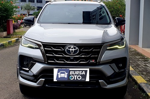 2023 Toyota Fortuner 2.8 VRZ 4x4 AT GR Sport bekas