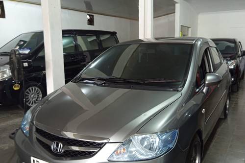 Beli mobil bekas