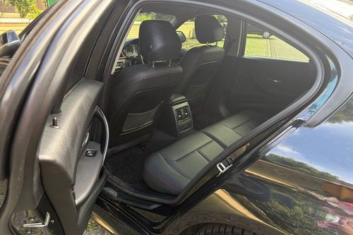 2015 BMW 3 Series Sedan 320d Sport bekas