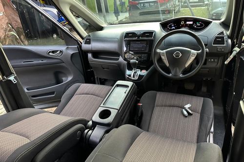 Dijual 2017 Nissan Serena 2.0 HWS bekas