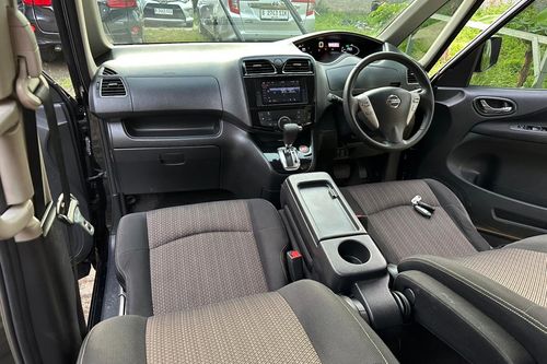 2017 Nissan Serena 2.0 HWS bekas